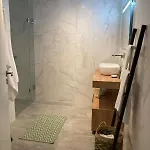 Apartment Charming Riverfront Escape - Riviera And Town *