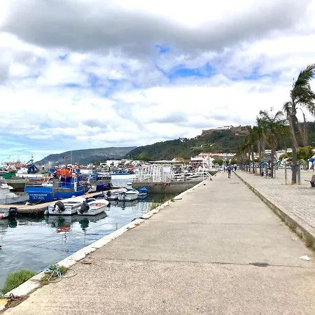Charming Riverfront Escape - Riviera And Town * Setubal