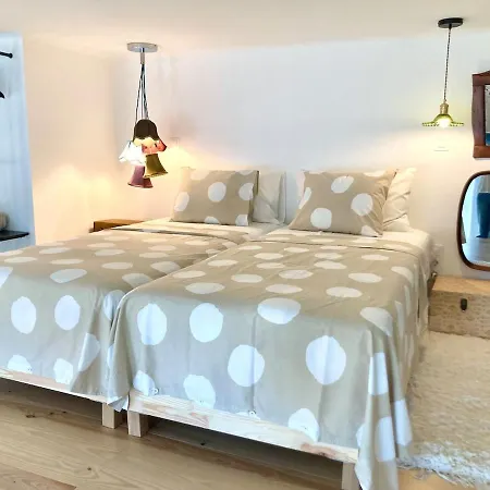 Updated Boho-glam Loft * Setubal