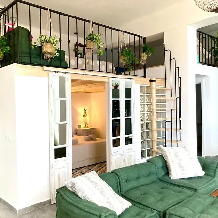 Updated Boho-glam Loft * Setubal