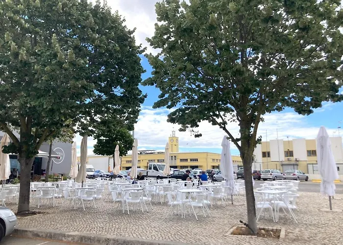 Updated Boho-glam Loft Διαμέρισμα *